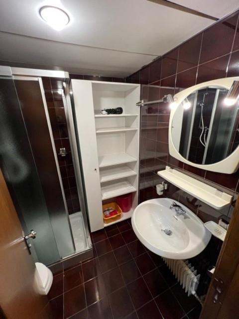 Residenza Albare Aparthotel Marilleva Exterior foto